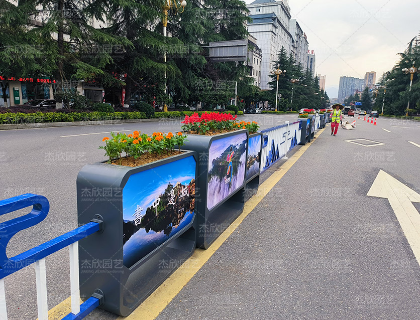 道路護(hù)欄花箱重慶案例不銹鋼花箱